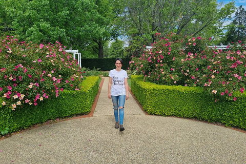 Women's History Walking Tour With Local Guide In Canberra - Hotel Accommodation 3