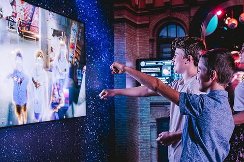 Madame Tussauds Sydney Entrance Ticket - Hotel Accommodation 3