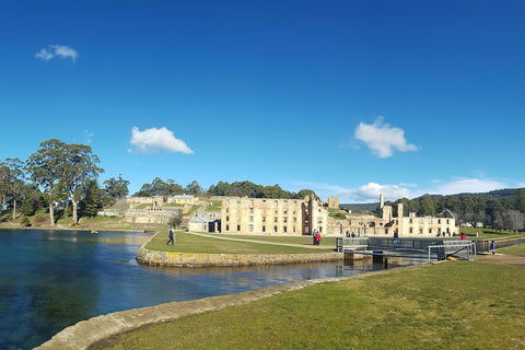 6-Day Tasmanian Explorer Adventure Tour From Hobart - Hotel Accommodation 0