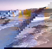 Melbourne Combo Great Ocean Road Puffing Billy Moonlit Sanctuary  Penguins - Hotel Accommodation