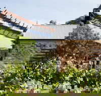 Adelaide City Highlights Tour - Hotel Accommodation