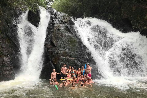 Atherton Tablelands Waterfalls Tour From Cairns - Hotel Accommodation 3